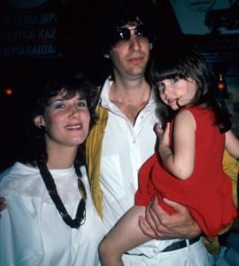 Image of Alison Berns wiith her husband and kid