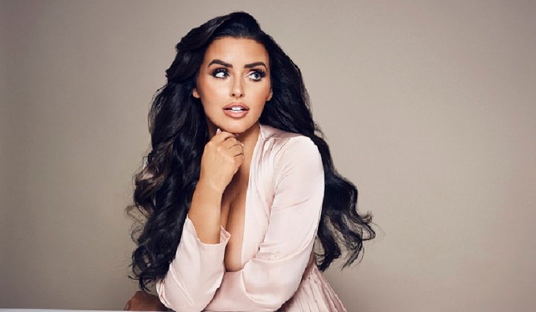 Abigail Ratchford Social Media Endorsements & Paid Posts
