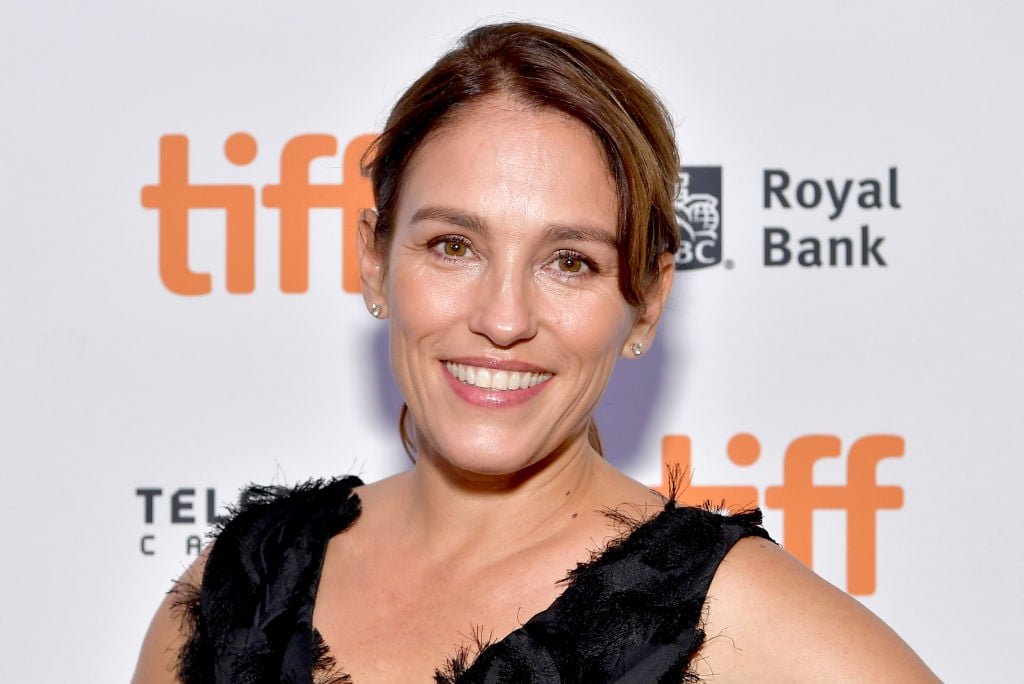 Amy Jo Johnson net worth and career earnings