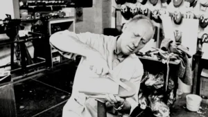 Bill Bowerman Nike, Inc. (Co-founder & Shareholder)