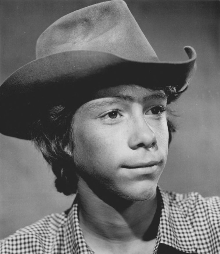 Charles William Mumy Jr. net worth and career profile