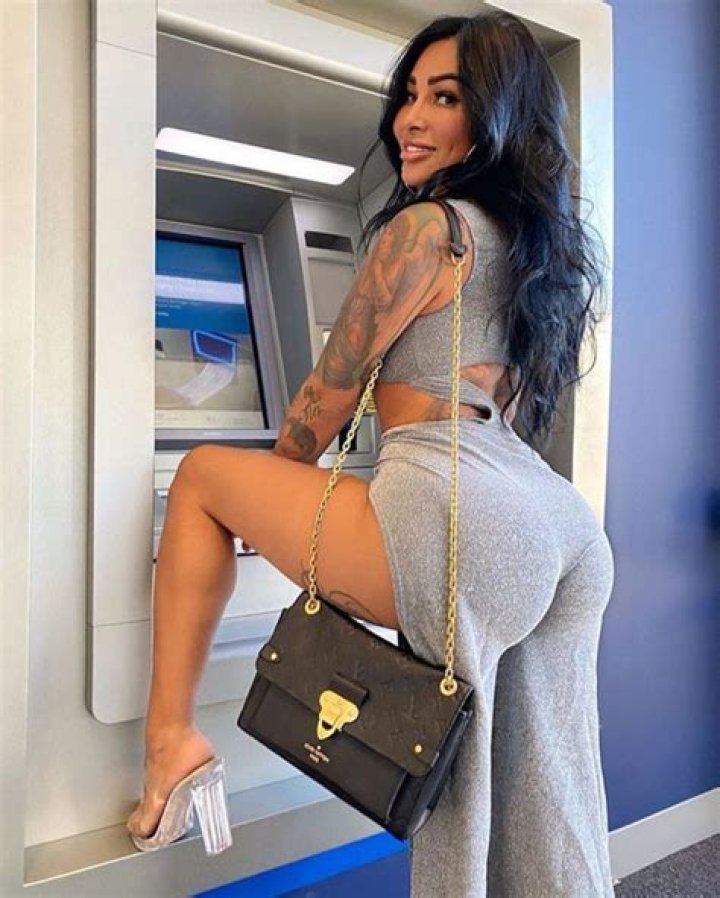 Brittanya Razavi Social Media & Brand Deals