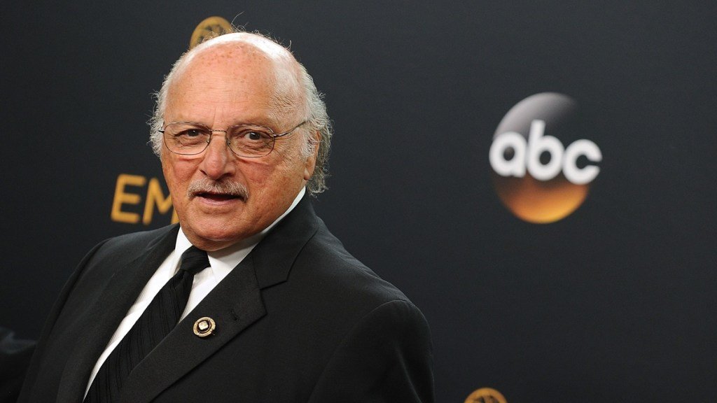 Dennis Franz net worth and career earnings